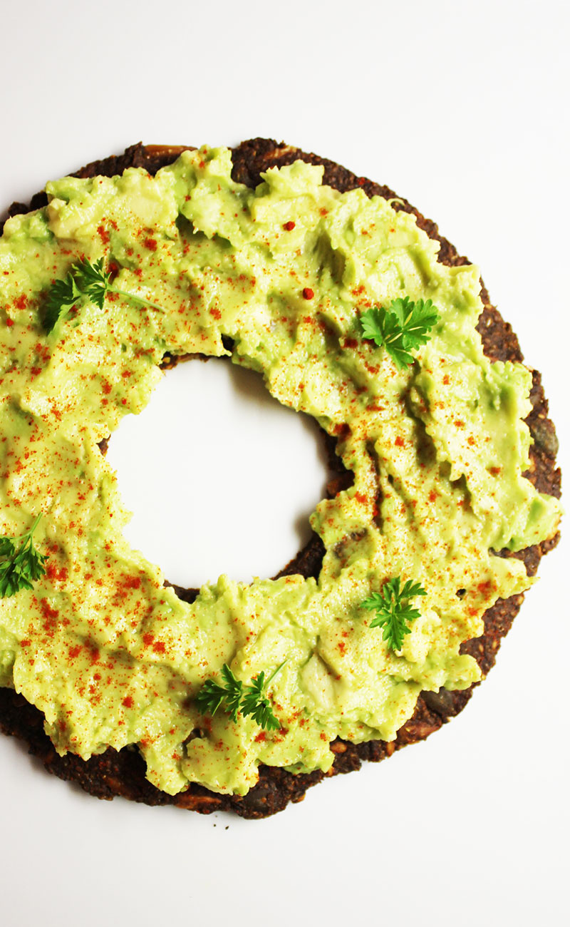 ANTI-CANCER CRISP BREAD (KNÄCKE BRÖD) WITH SEEDS AND TURMERIC