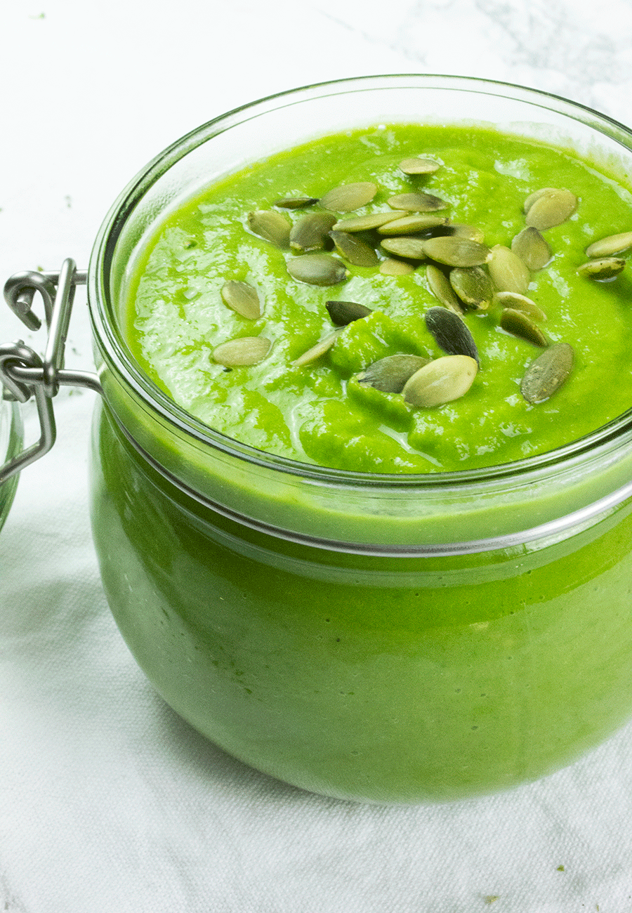 Green immune-boosting soup on the go. Detoxifying + Vegan