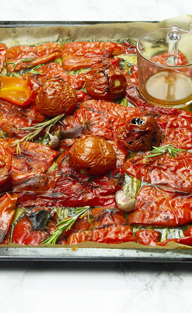 roasted tomato and red pepper soup