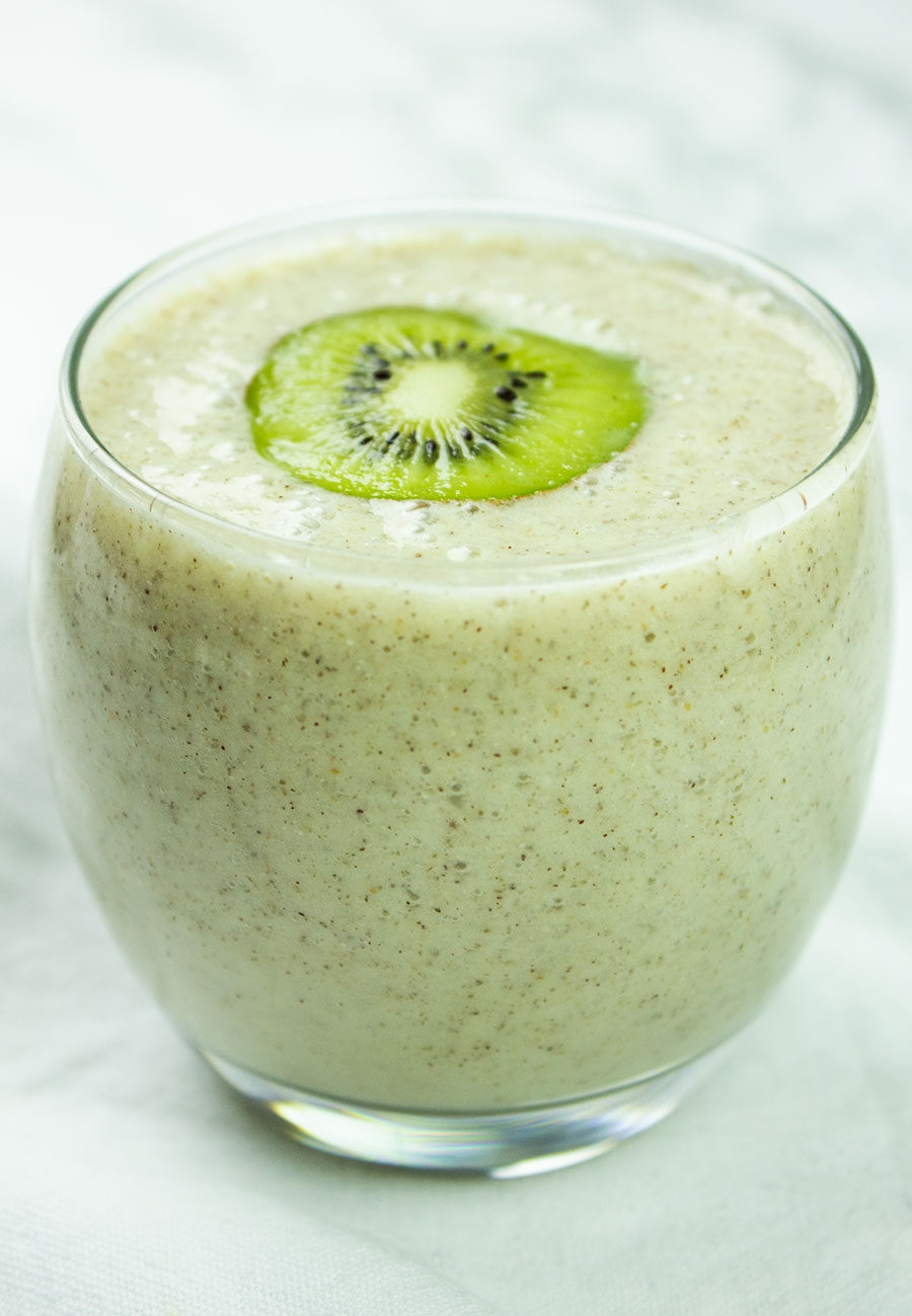 Alkaline Kiwi, Banana & Ginger Smoothie | The Anti-Cancer Kitchen