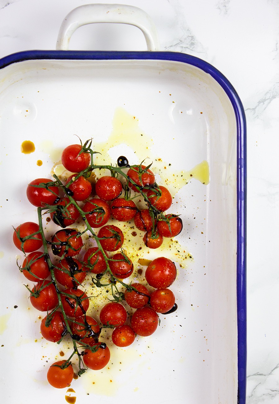 Tomato garnish for vegan gnocchi