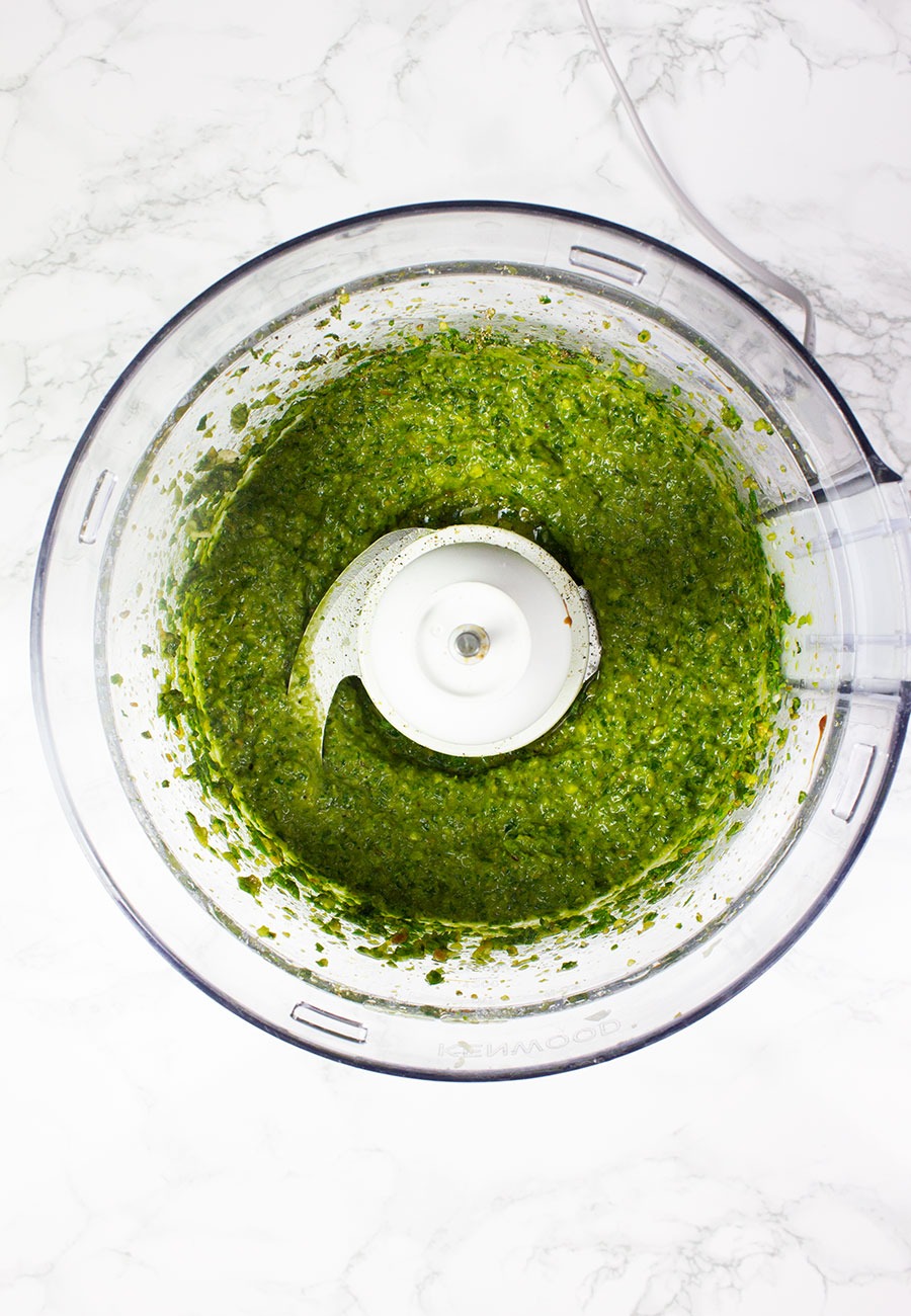 How to make vegan pesto 