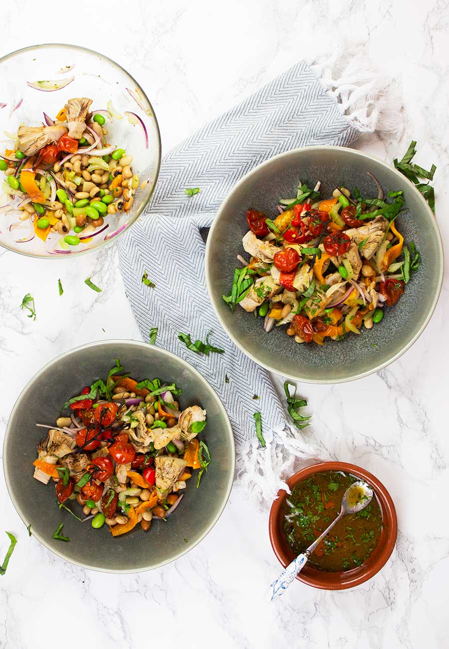 Mediterranean Bean salad in bowls