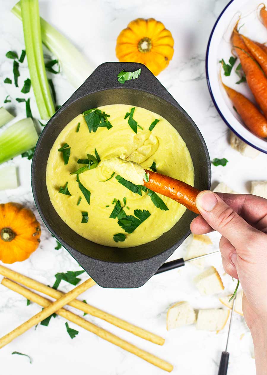 Healthy pumpkin fondue 