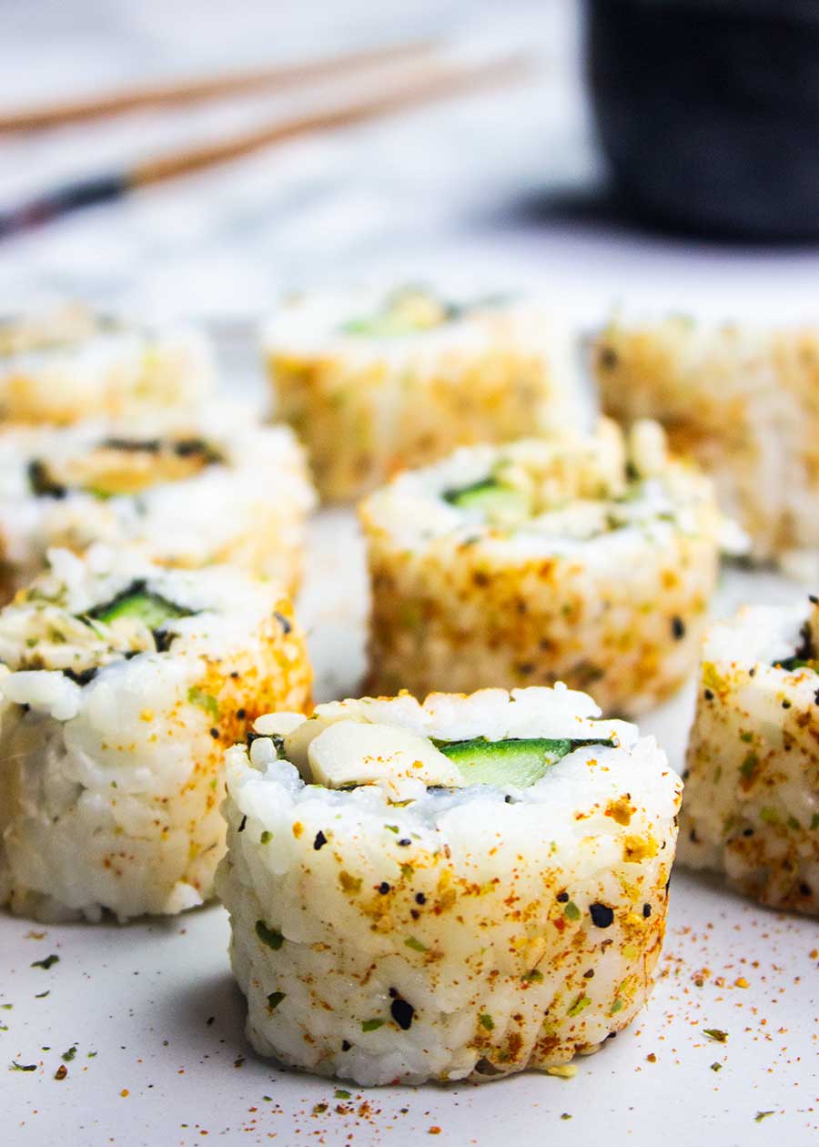 A vegan twist on spicy tuna roll 